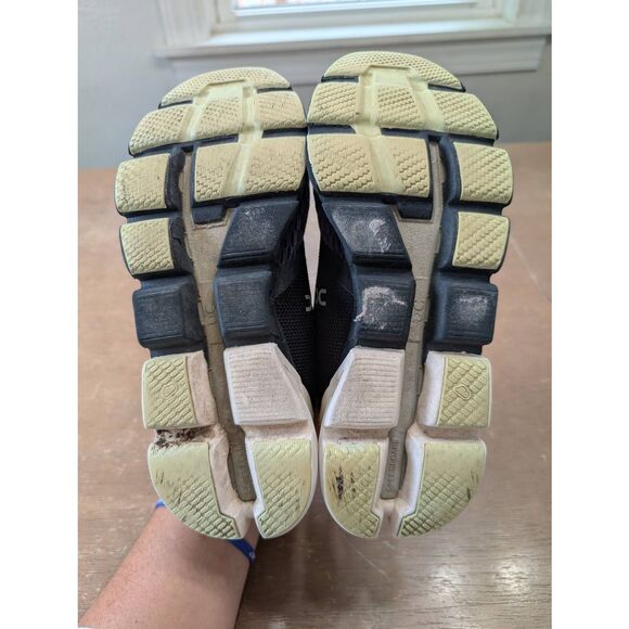 On Running Cloudflyer Sneakers women's 7.5 black blue running comfort‎ - Picture 8 of 8